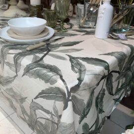 Tovaglia collezione FEUILLES grigio verde 260x160 cm Cote Table